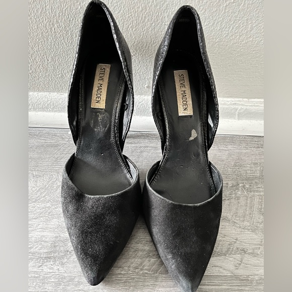 Steve Madden Giddy Pumps - Picture 2 of 6
